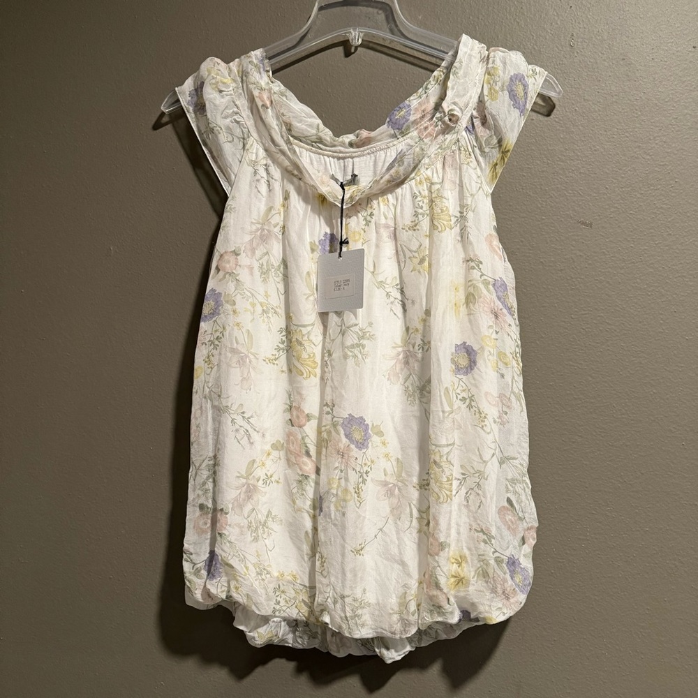 Tendenze Floral 100% Silk Top Size Small Defective